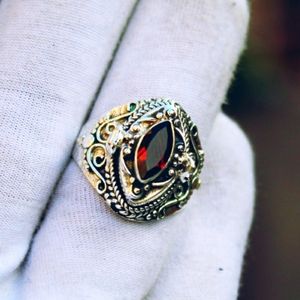 Stunning Handmade Sterling Plated Natural Garnet size 7 Ring